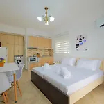 Azul * Sarandë